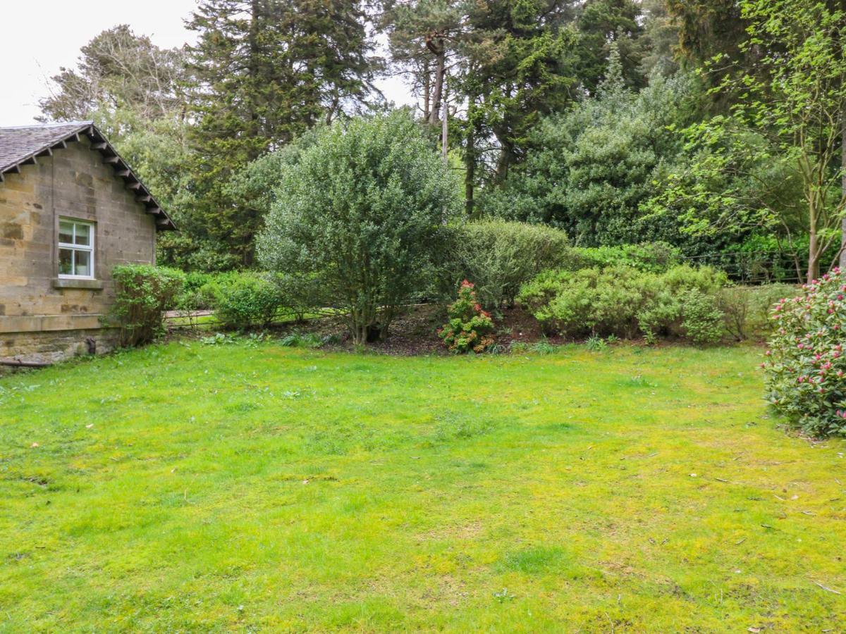 Gate Lodge West Calder 外观 照片